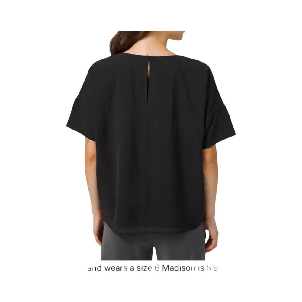 Lululemon A Shift In Time Black Short Sleeve Blouse Women's Size 8 Relaxed Fit - Picture 7 of 10